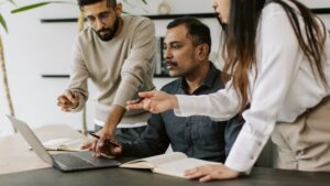 Why SMEs Need Fractional HR Leadership for Sustainable Growth